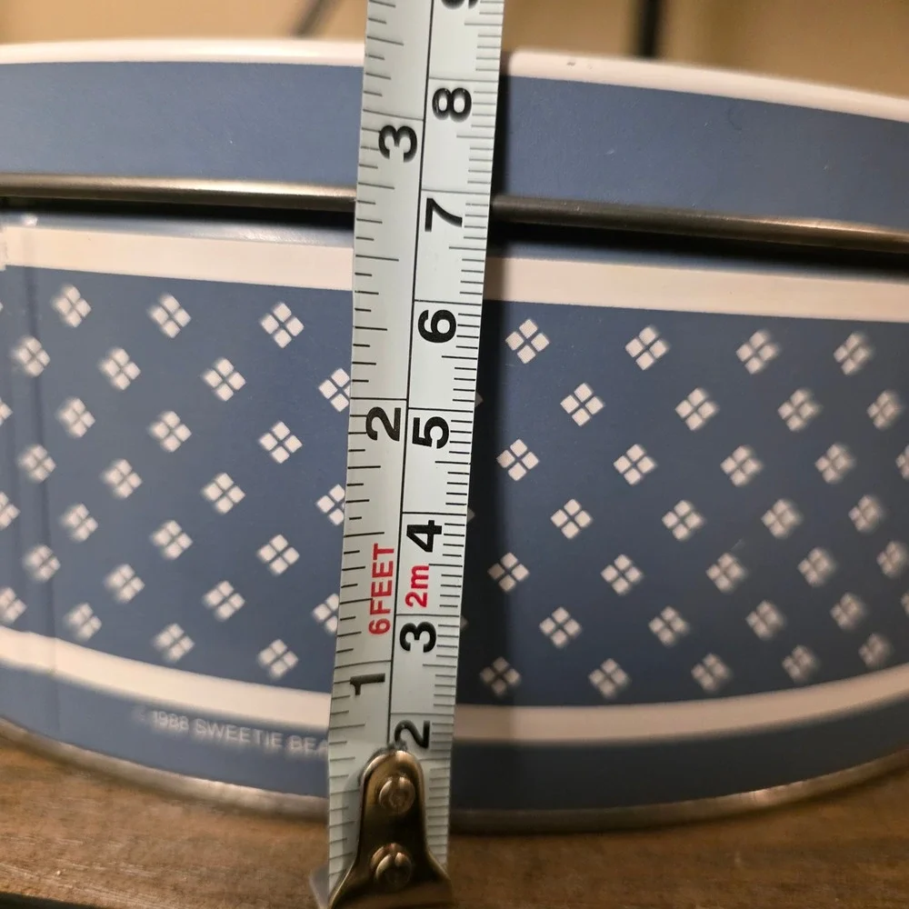Vintage Canada‎ Geese Round Metal Tin Blue Ribbon Country Farm Decor 10